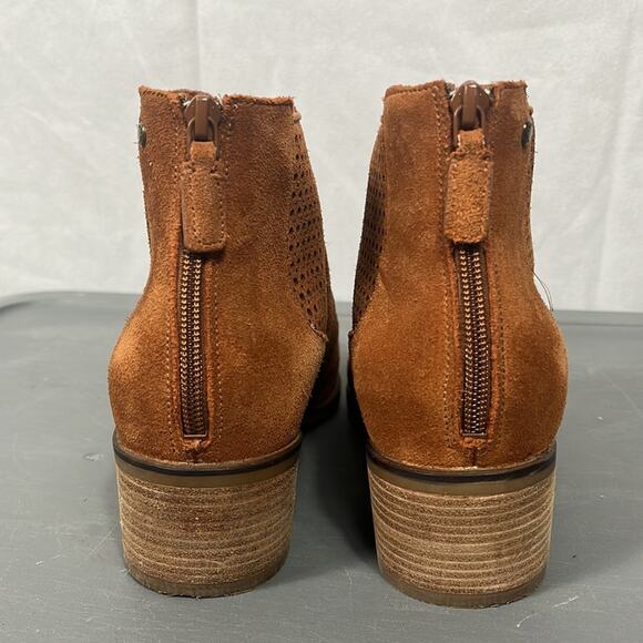 Cole Haan Brown Val Perforated Suede Ankle Boots in British Tan Suede. - Picture 7 of 12